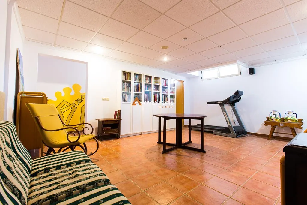 Villa muy soleada a 1,5 km del centro de Dénia