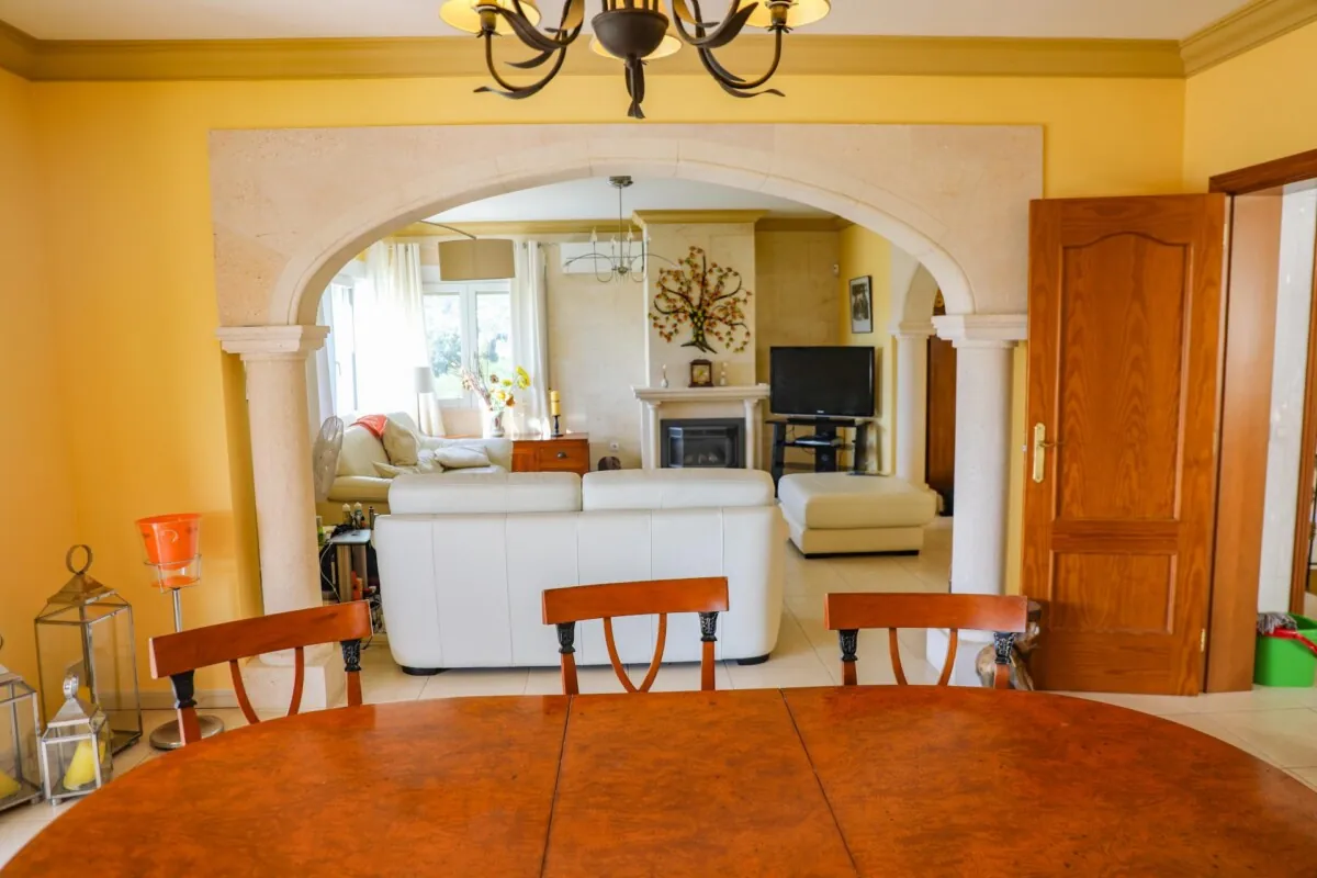 Venta. Chalet/Villa en Jávea
