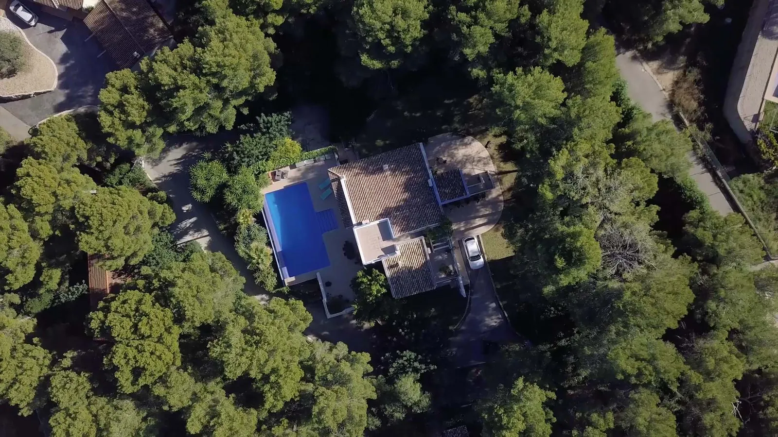Villa moderna en la Urbanización La Sella