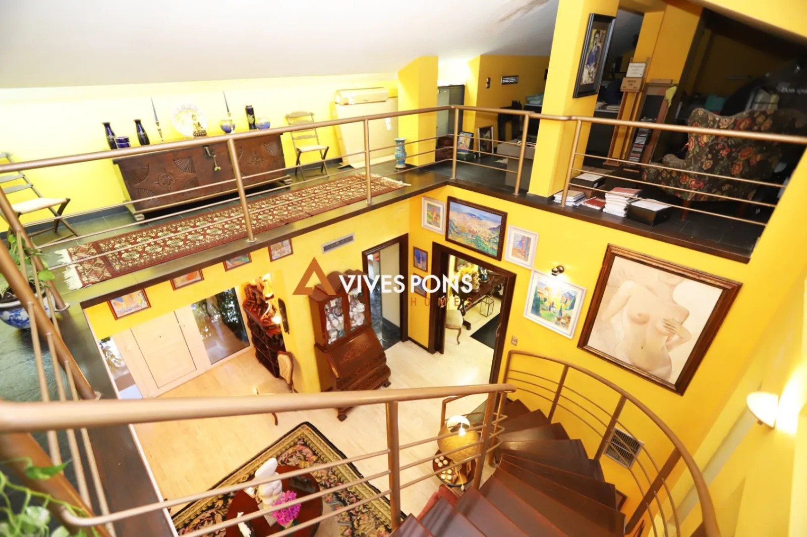 Amplia villa de estilo contemporáneo excelentemente ubicada, Dénia