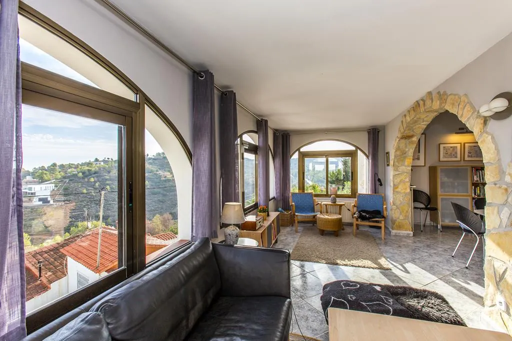 Villa con vistas al mar y en una sola planta en zona Florida, Dénia