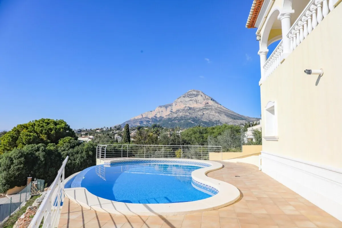 Venta. Chalet/Villa en Jávea
