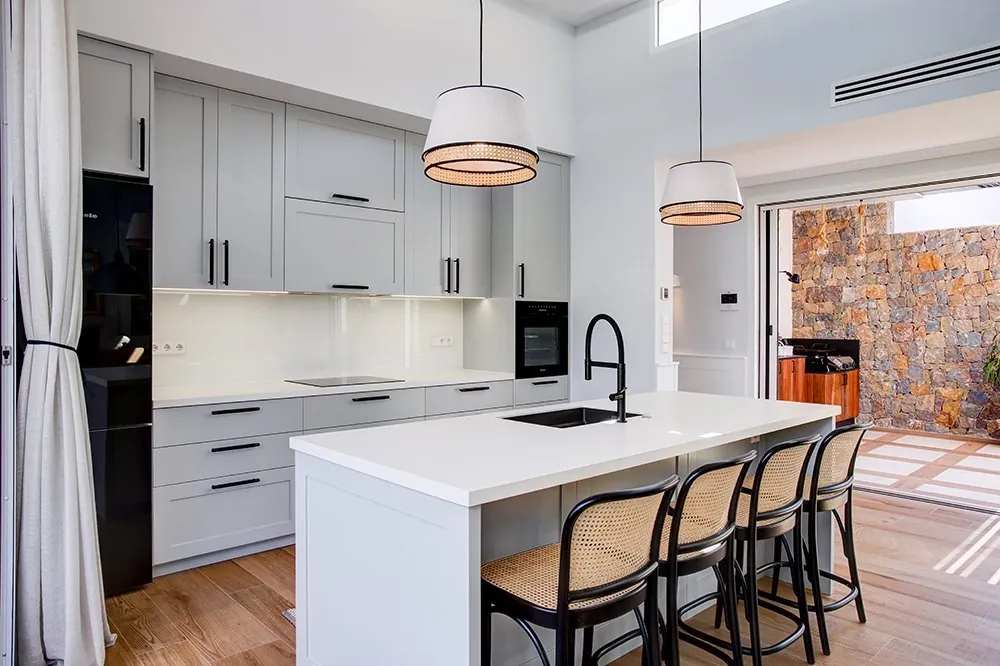 Villa moderna construida por Vives Pons Homes