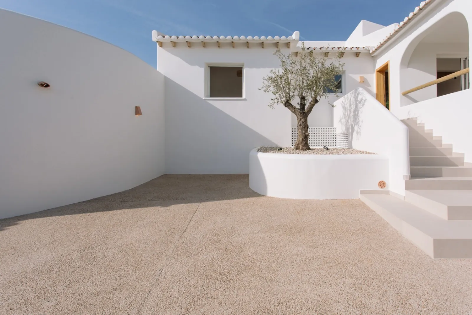 Villa con apartamento independiente, reforma integral, a 1,5 km de la Marineta Cassiana, Dénia