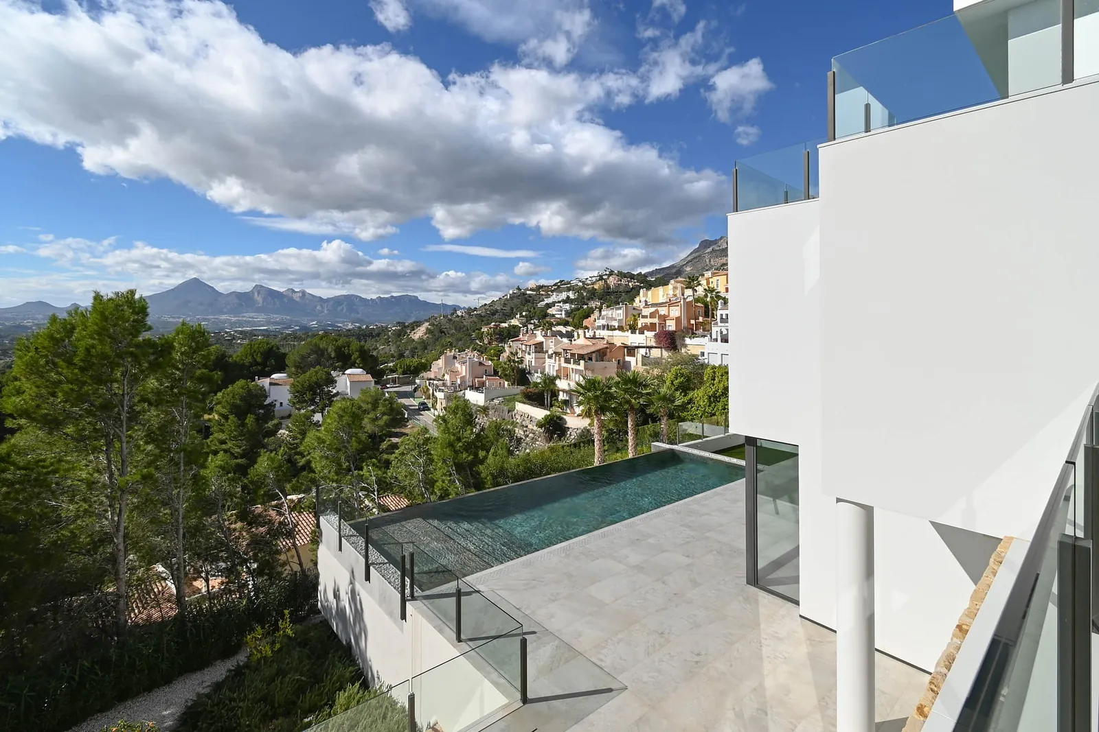 Venta. Chalet/Villa en Altea