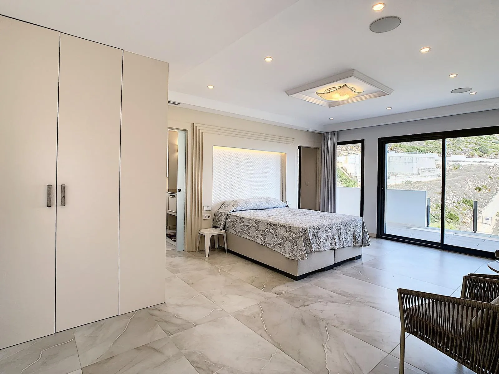 Villa Albor - Villa Mediterránea de Lujo en Cumbres del Sol
