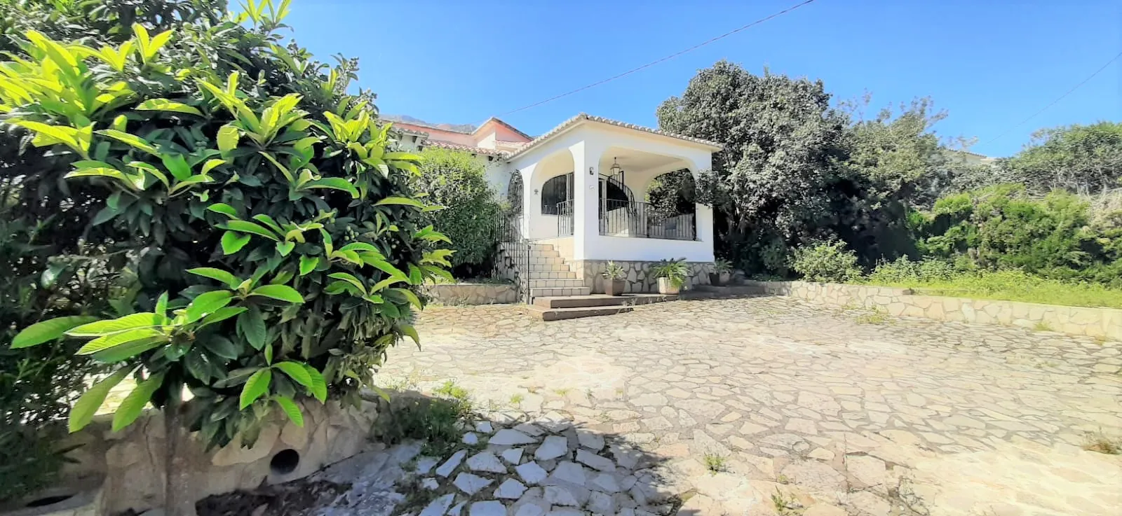 Villa con apartamento independiente y vistas al Montgó, Dénia