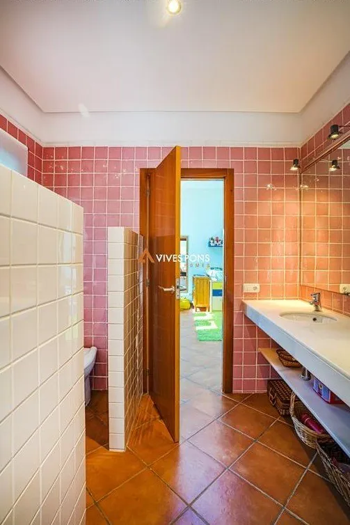 Villa moderna excelentemente ubicada a los pies del Montgó, Jávea