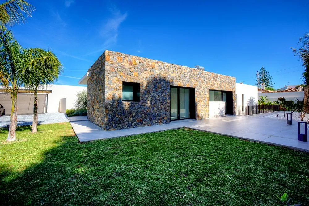 Villa moderna de obra nueva en Dénia