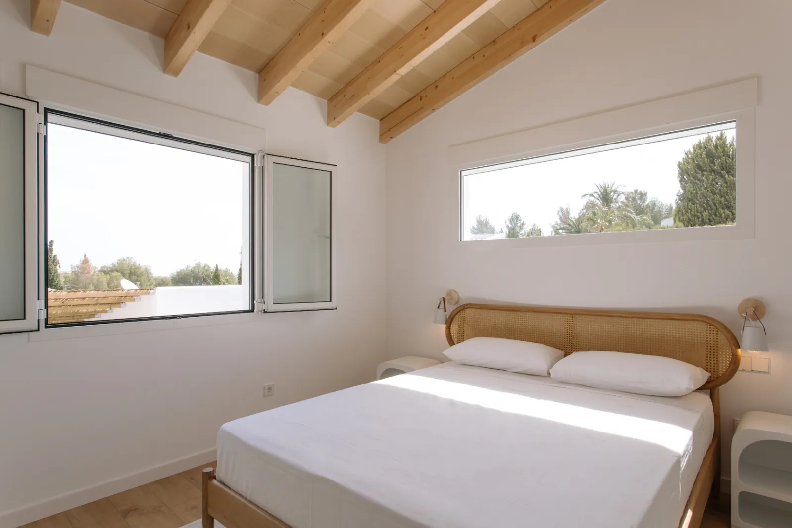 Villa con apartamento independiente, reforma integral, a 1,5 km de la Marineta Cassiana, Dénia