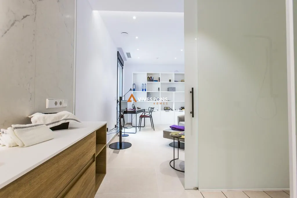 Modern villa with views in Dénia