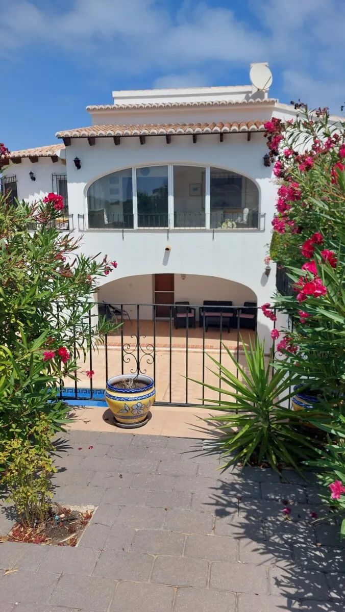 Venta. Chalet/Villa en Jávea