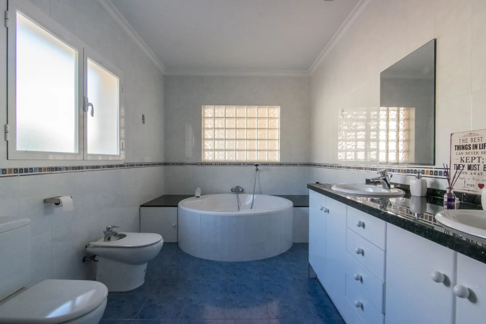 Villa con 4 dormitorios, vistas al Montgó y muy bien ubicada, en Jávea