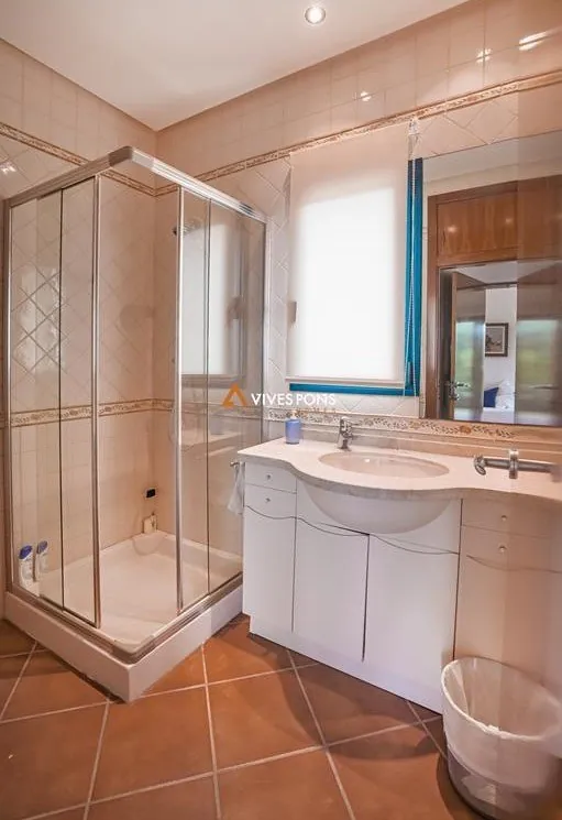Villa moderna excelentemente ubicada a los pies del Montgó, Jávea