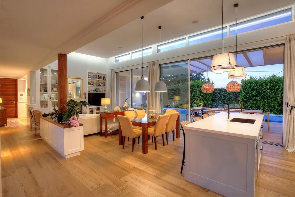 Villa moderna construida por Vives Pons Homes
