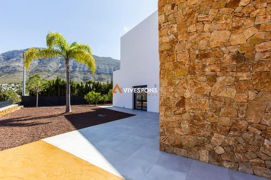 Villa moderna a solo 2,5 km de la Marineta Cassiana, Dénia