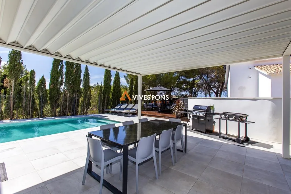 Villa moderna a solo 2,5 km de la Marineta Cassiana, Dénia