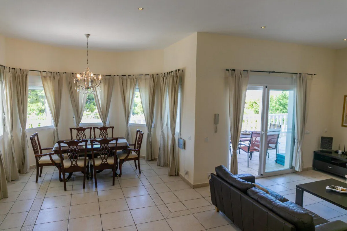 Venta. Chalet/Villa en Jávea