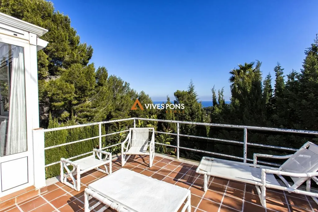 Villa a 1,5 km de Las Rotas, Dénia