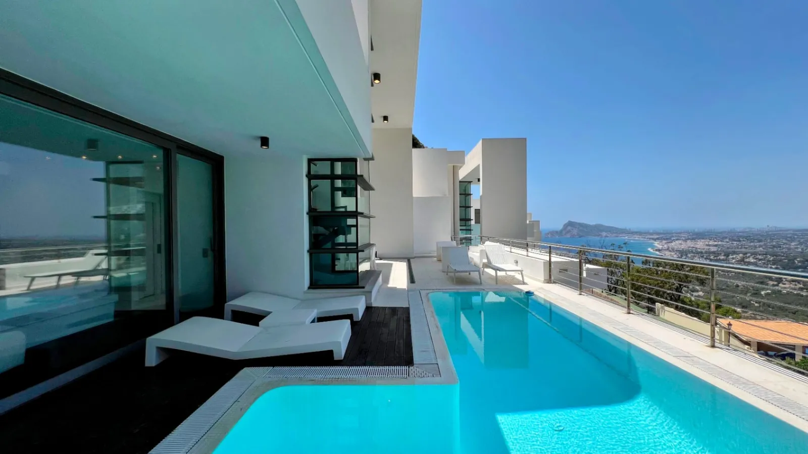Villa Nereidas - Colección Exclusiva de 10 Villas Adosadas con Vistas Panorámicas en Altea