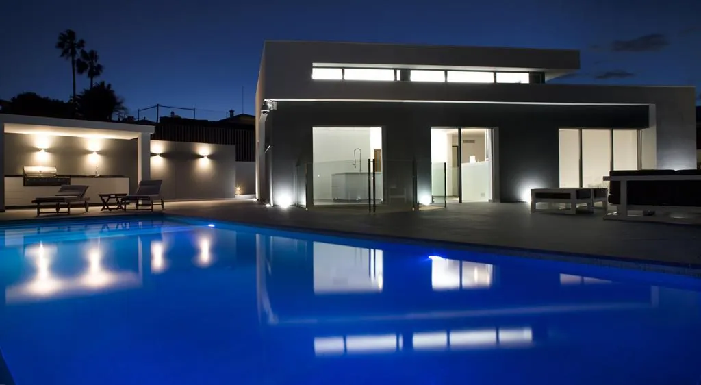 Moderne villa gebouwd door Vives Pons met uitzicht op zee in Dénia