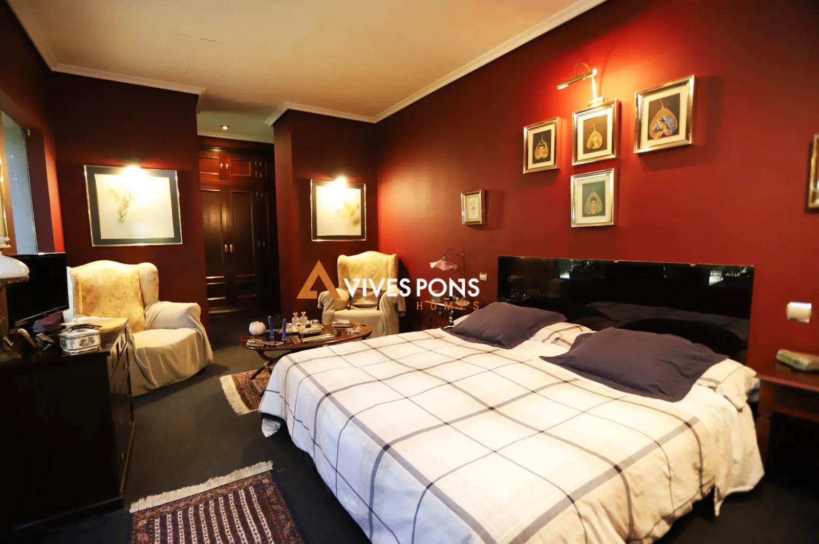 Amplia villa de estilo contemporáneo excelentemente ubicada, Dénia