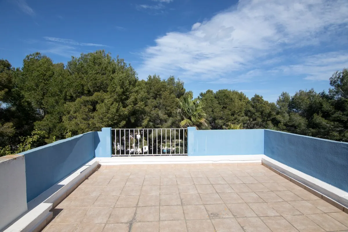 Villa moderna en la Urbanización La Sella