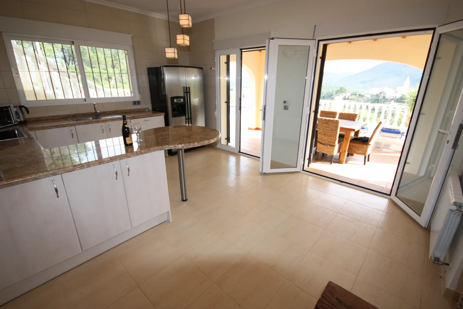 Villa en perfecto estado y con preciosas vistas al valle de Jalón, en Parcent