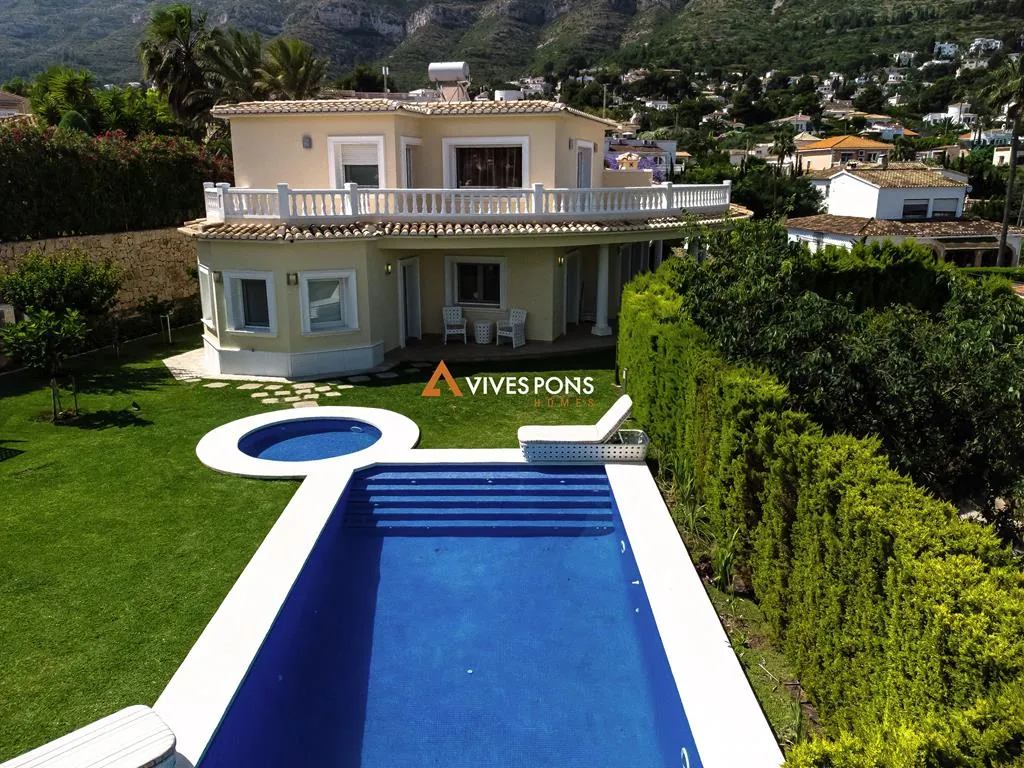 Villa con vistas al mar en Dénia