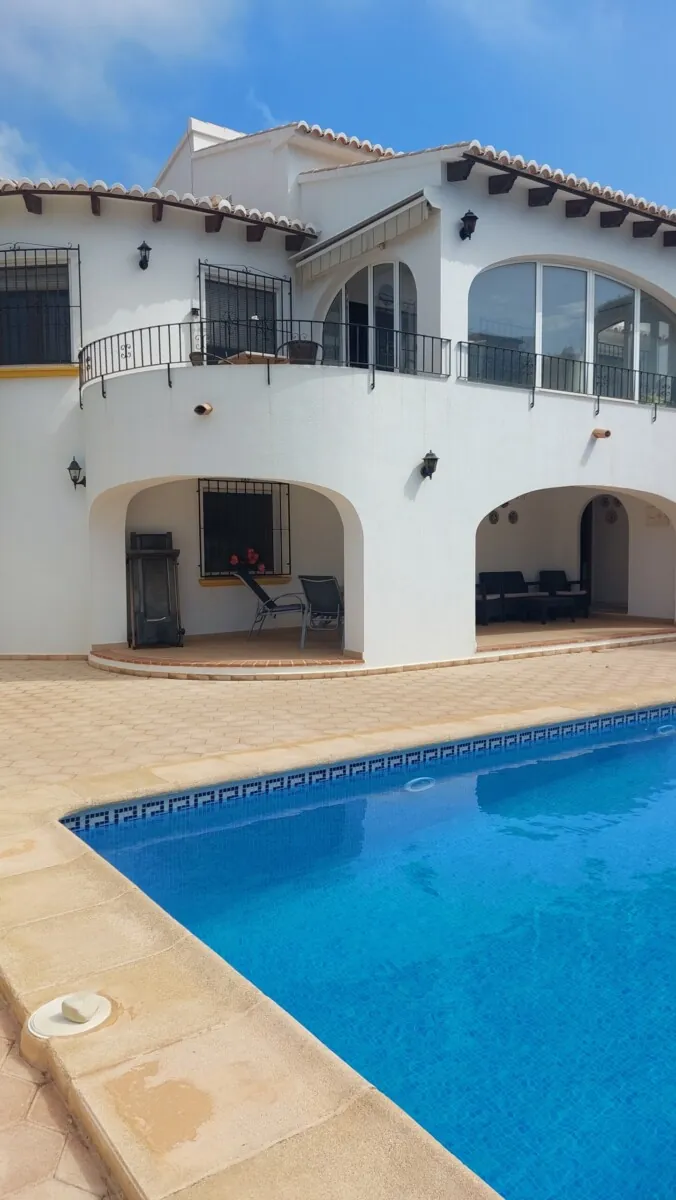 Venta. Chalet/Villa en Jávea