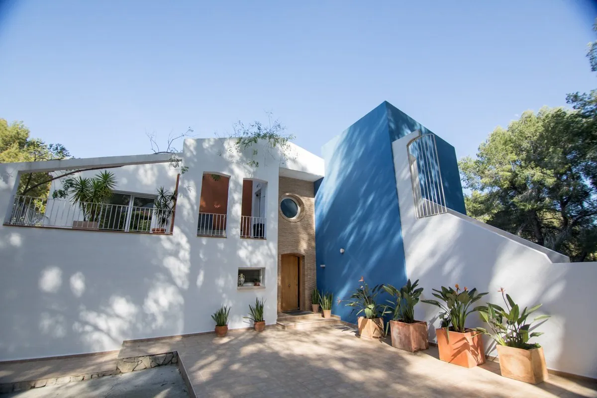 Villa moderna en la Urbanización La Sella