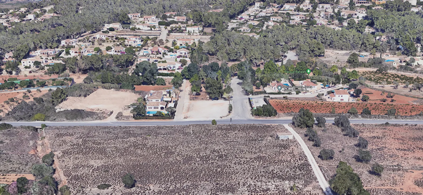 Excelente Parcela Comercial a al Venta en Carretera de Benitachel - Javea
