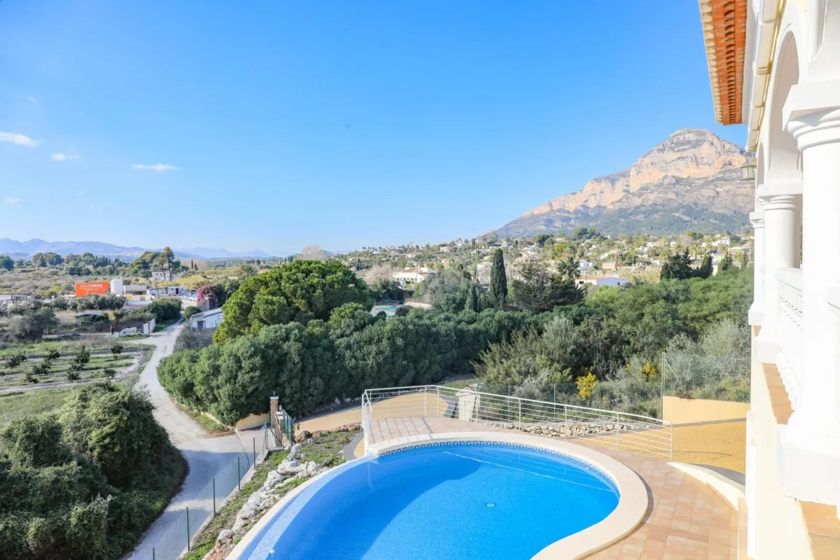 Venta. Chalet/Villa en Jávea