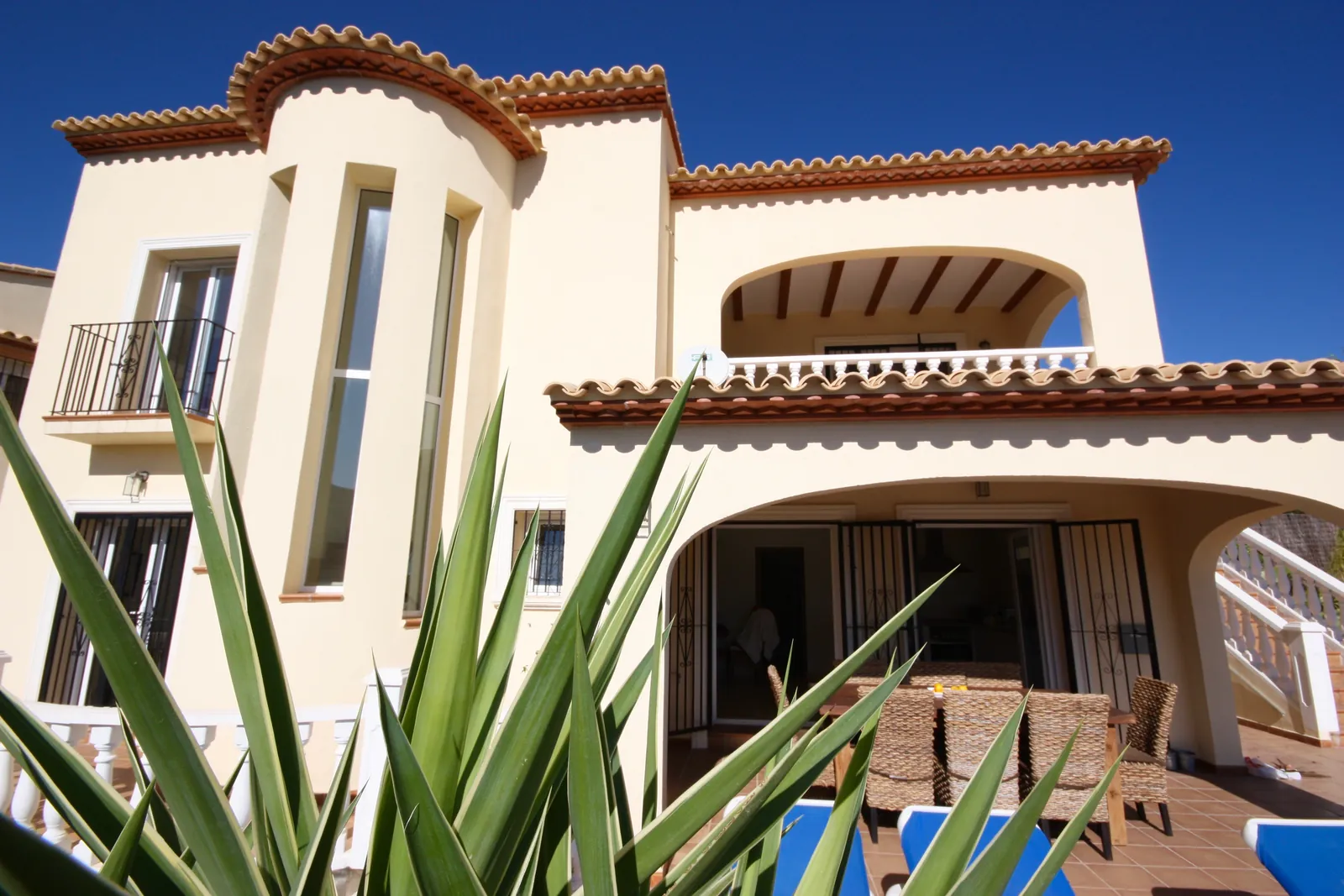 Villa en perfecto estado y con preciosas vistas al valle de Jalón, en Parcent