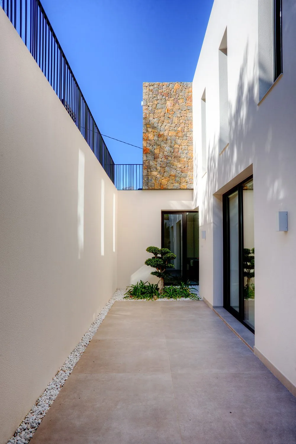 Villa moderna de obra nueva en Dénia