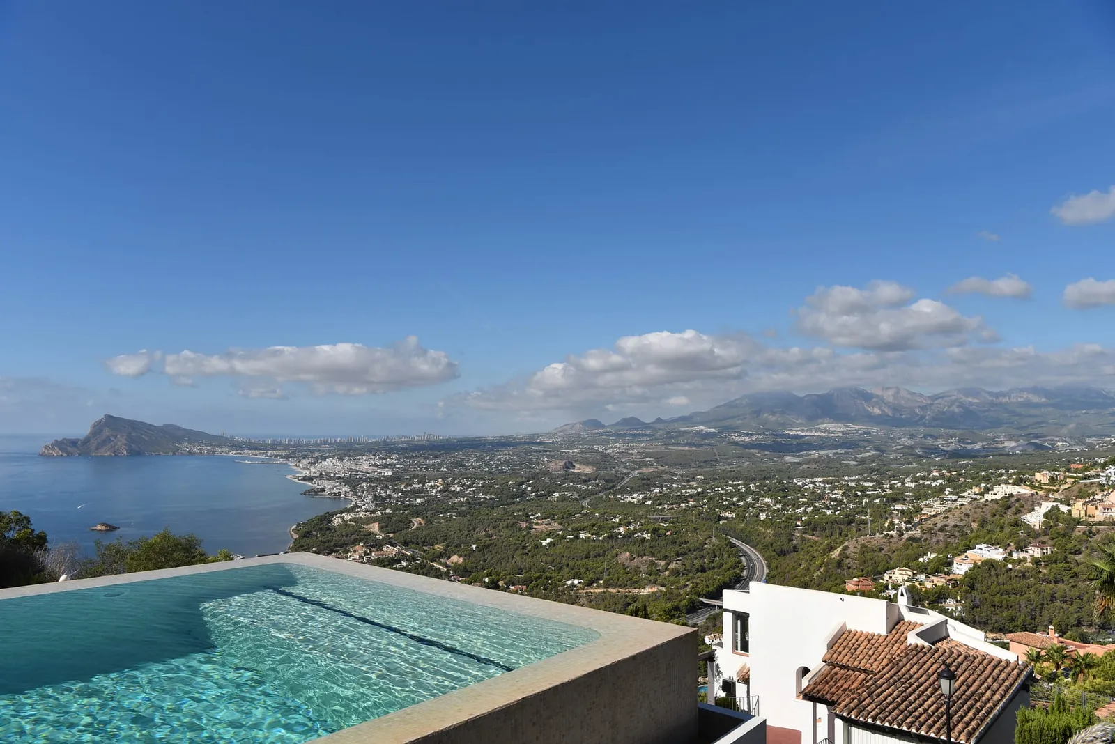 Venta. Chalet/Villa en Altea