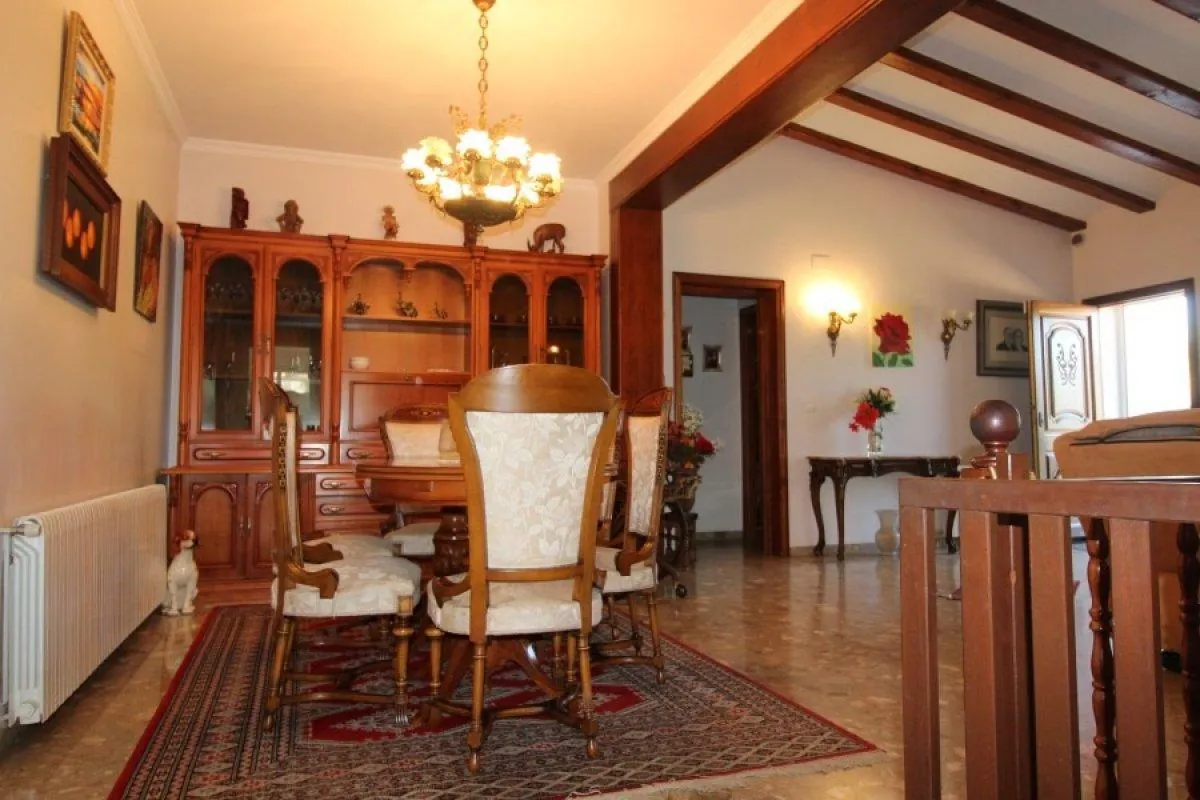 Villa / Chalet en venta en Dénia