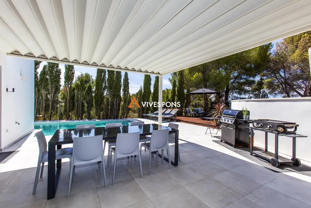 Villa moderna a solo 2,5 km de la Marineta Cassiana, Dénia