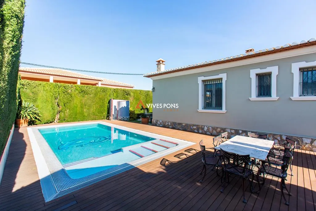 Villa muy soleada a 1,5 km del centro de Dénia