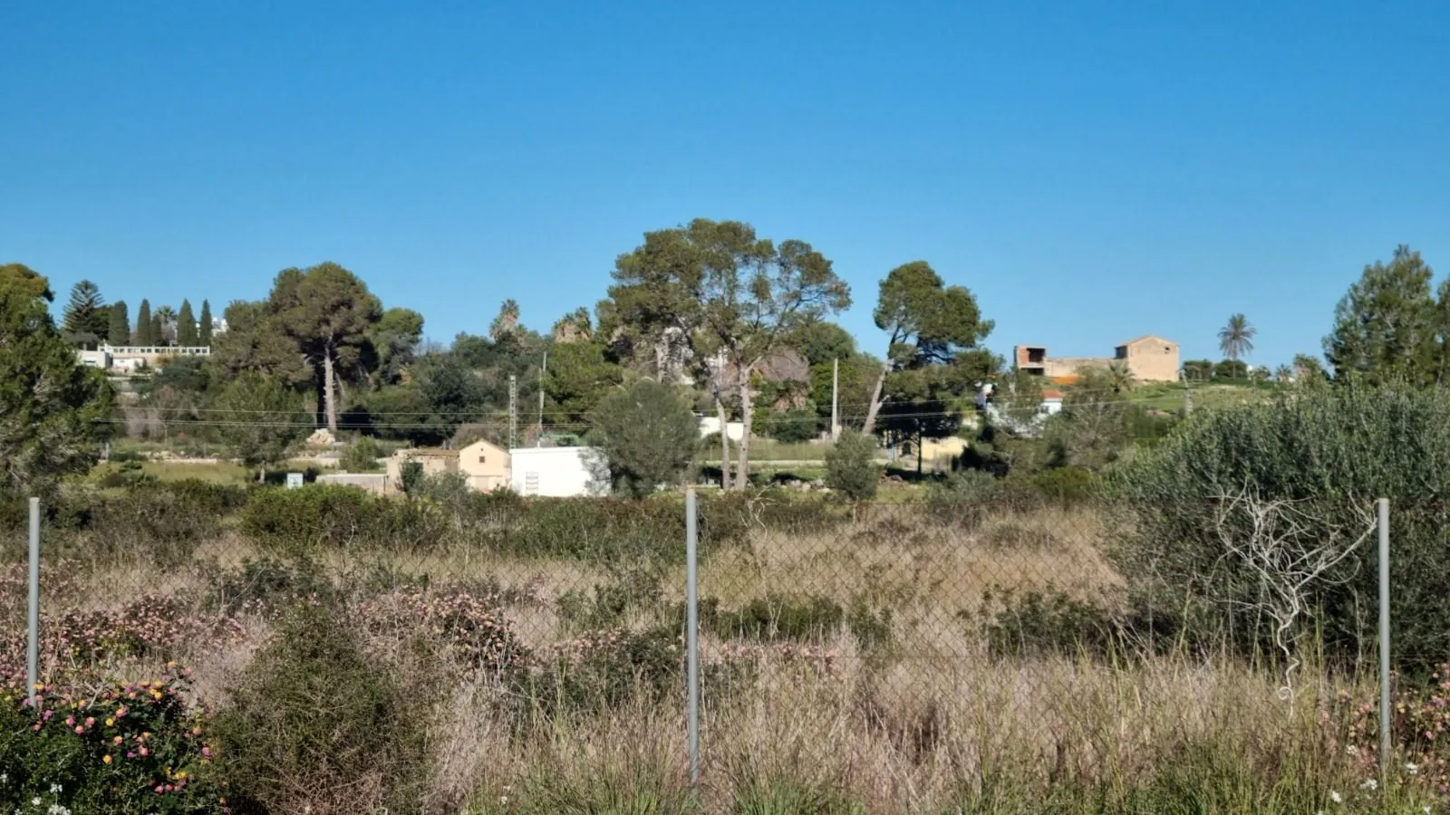 Venta. Finca en Denia