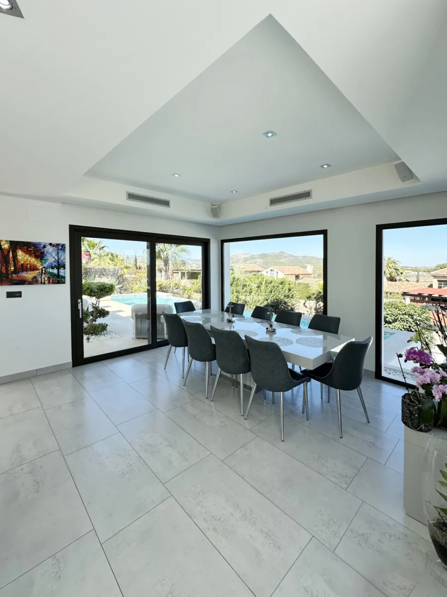 Venta. Chalet/Villa en Jávea