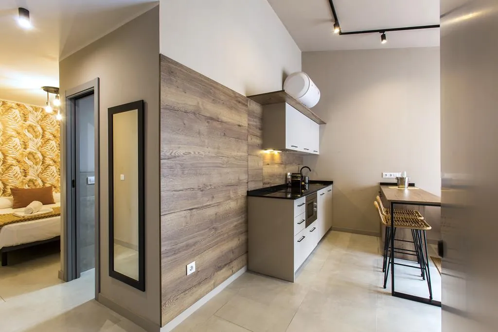 Reforma integral compuesta por cinco apartamentos y con licencia de alquiler turístico, Dénia centro