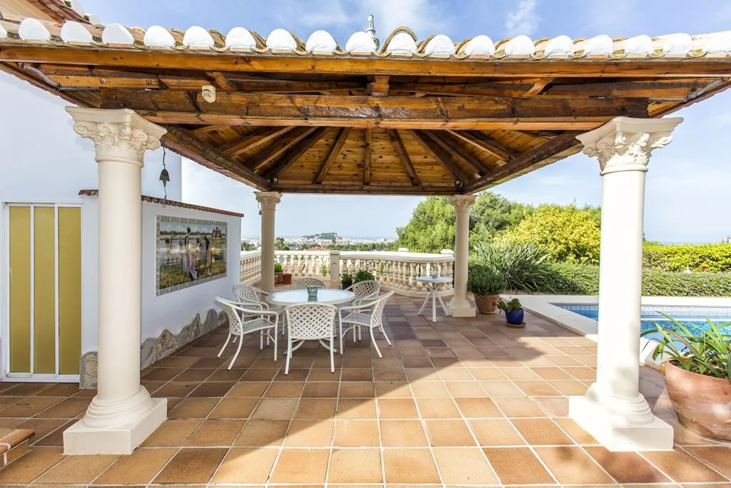Villa con vistas al mar y al castillo, Dénia