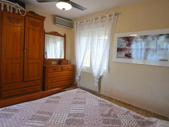 Villa con apartamento independiente y vistas al Montgó, Dénia
