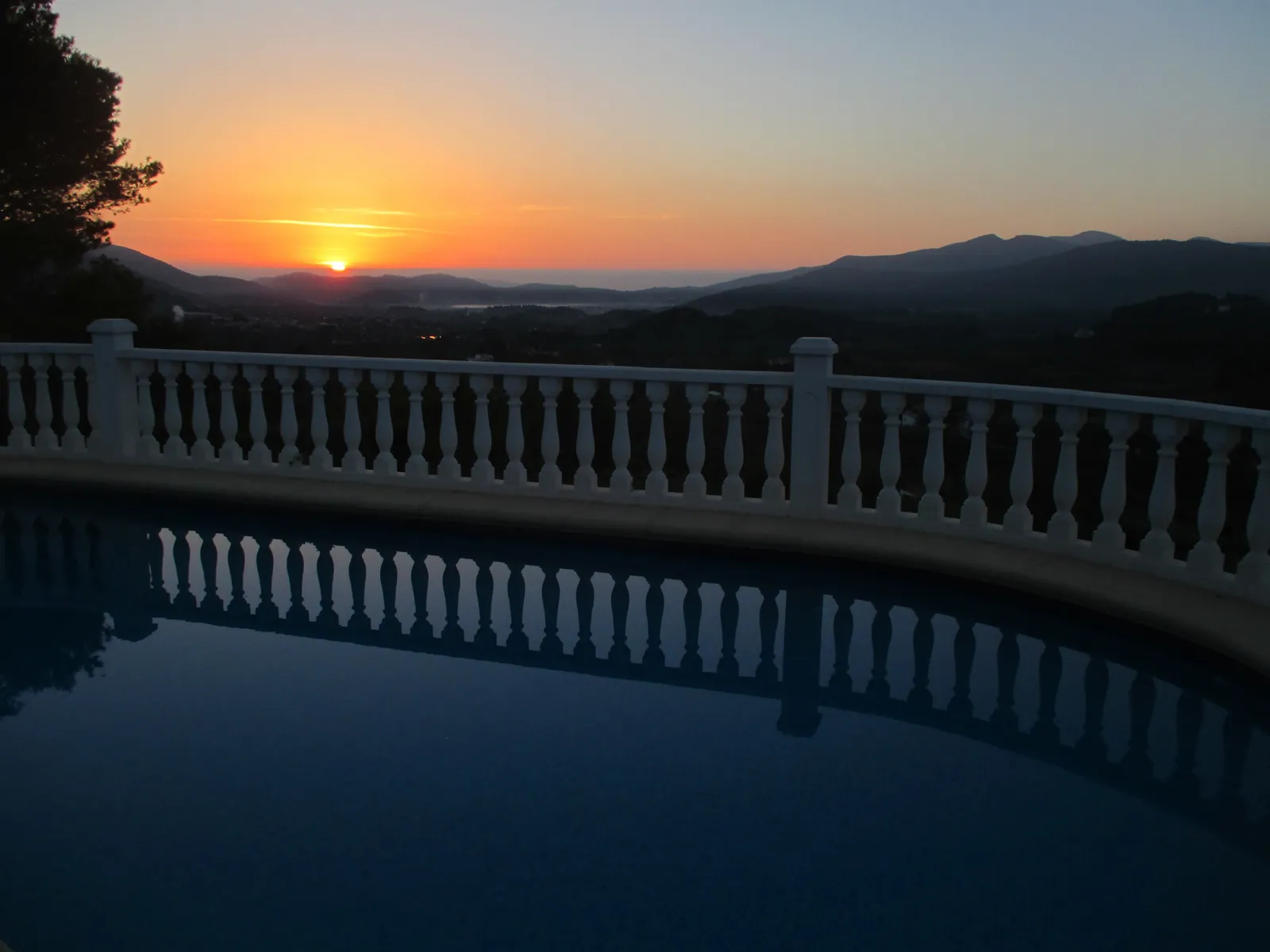 Villa en perfecto estado y con preciosas vistas al valle de Jalón, en Parcent