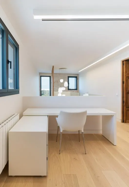 Finca completely renovated by Vives Pons in Xeresa