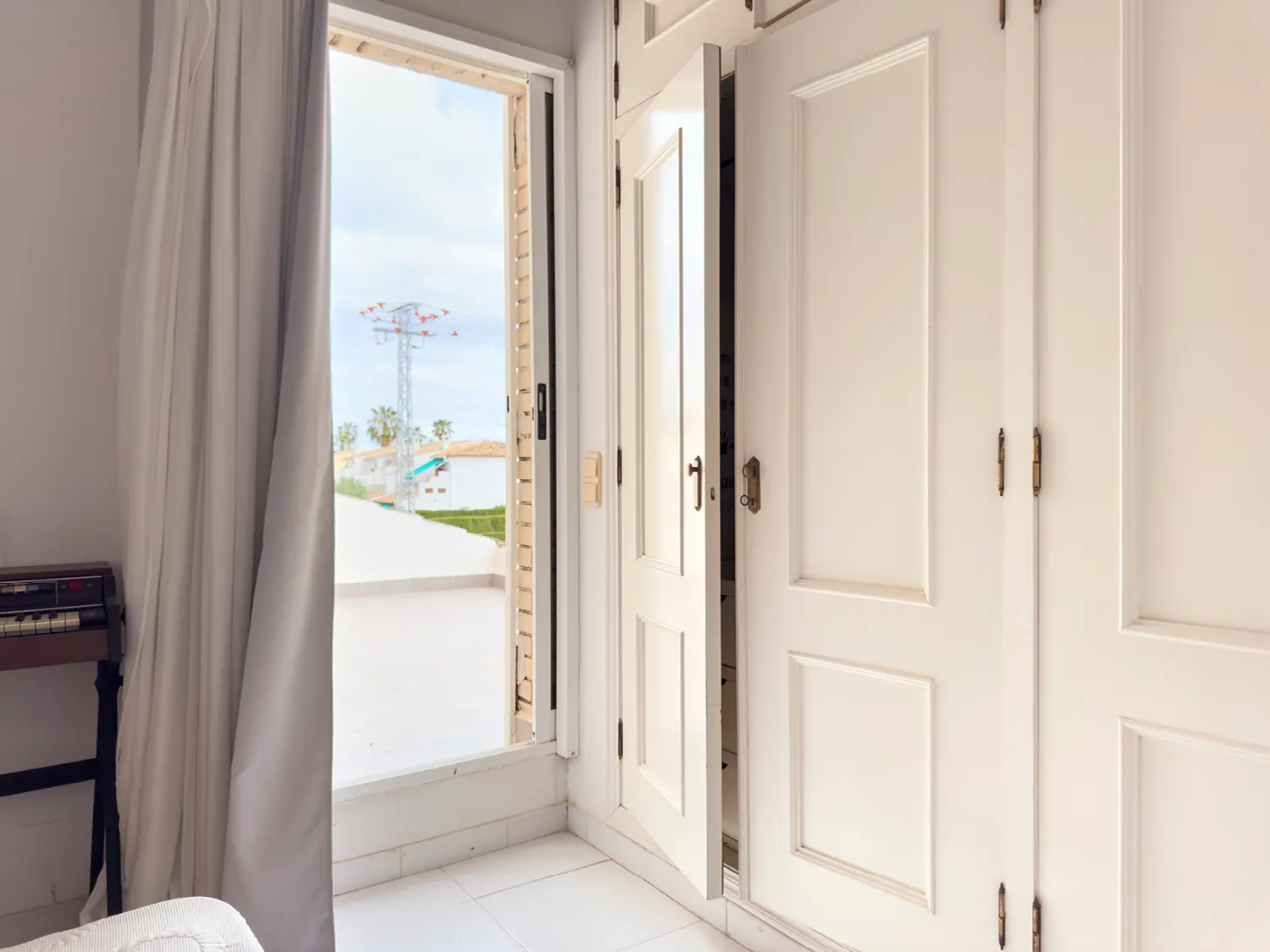 Fantástico chalet unifamiliar con piscina privada y amplias terrazas en Denia