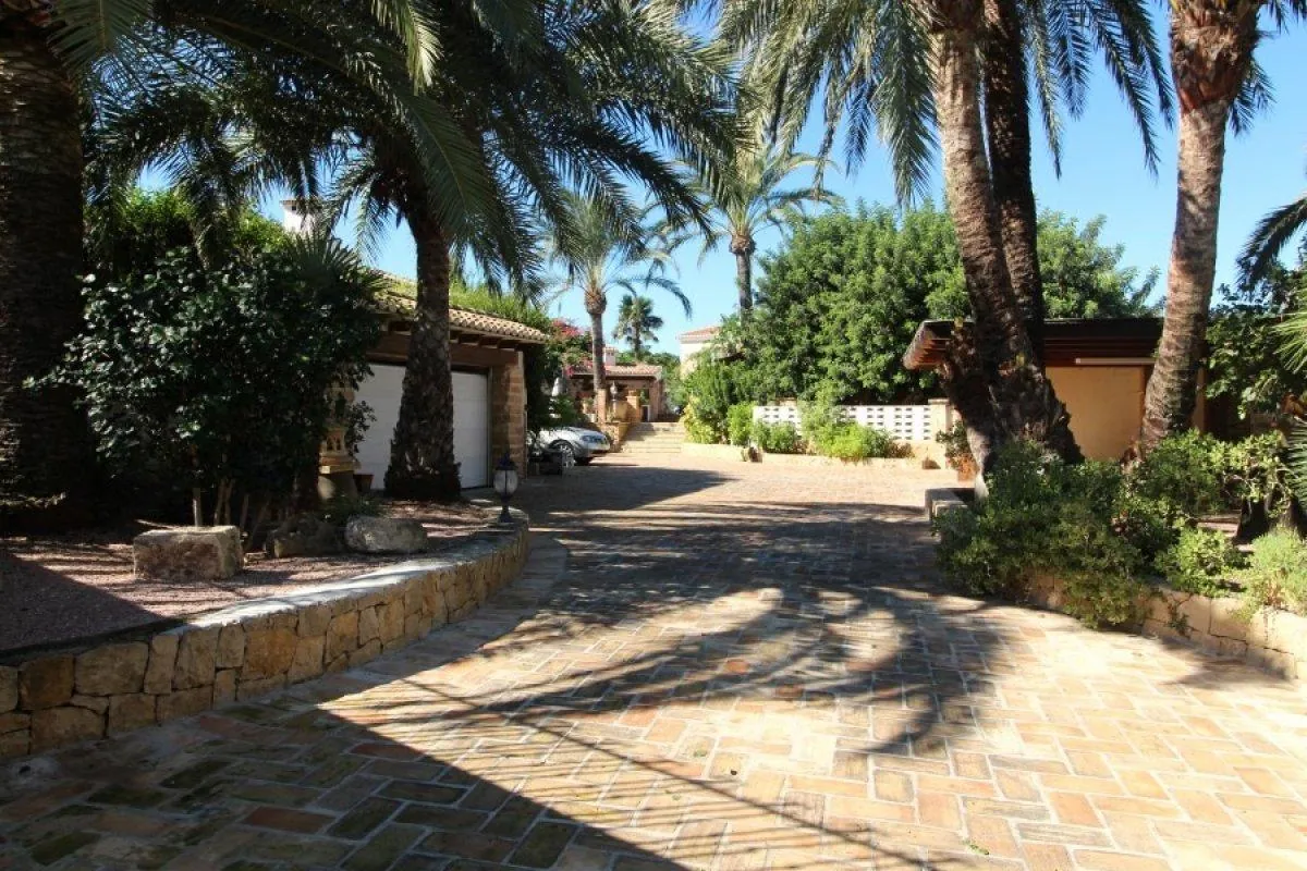 Villa / Chalet en venta en Dénia