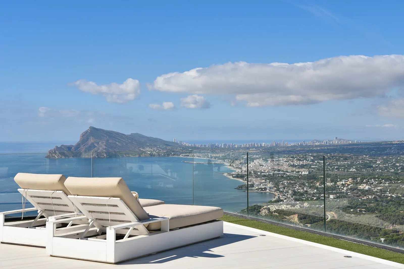 Venta. Chalet/Villa en Altea