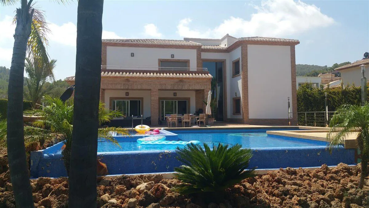 Venta. Chalet/Villa en Jávea